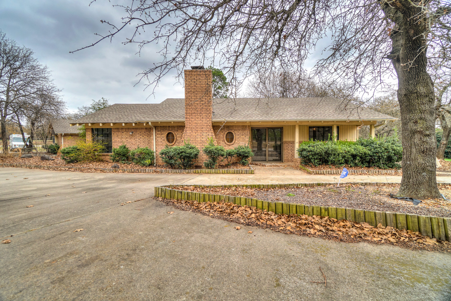 6308 South Donna Lane Oklahoma City, Oklahoma 73150 Nested Tours